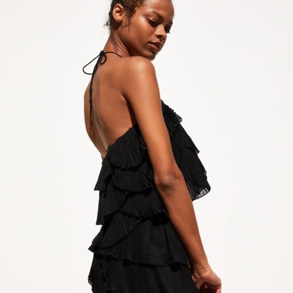 EUC Zara Black Ruffle Pleated Skirt with Shorts (Skort) in Size Medium - Picture 7 of 7